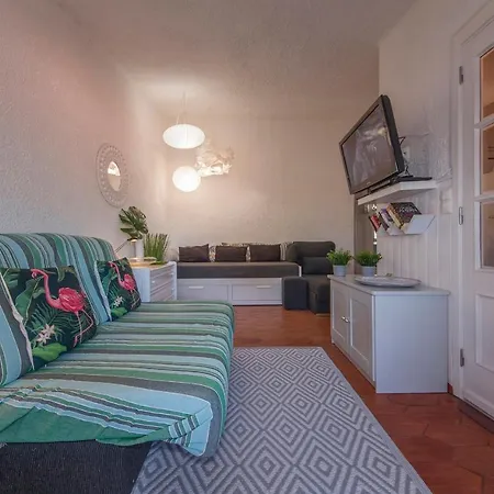 Maritime Discovery Лагуш