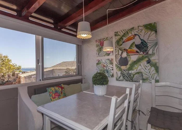 Maritime Discovery * לאגוּ‏ש